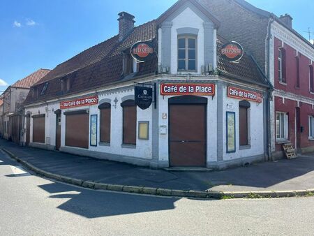 vends ancien café et logement à l étage