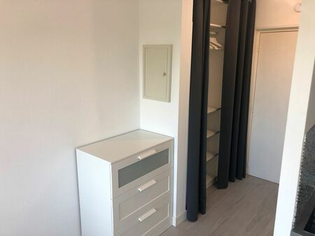 loue studio 20m2 + place de parking