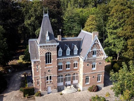 château 12 pièces 540 m²