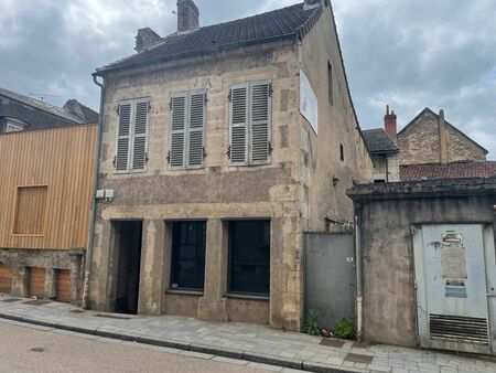 ensemble immobilier de 164m²