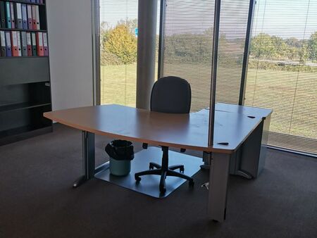 bureau 21m²