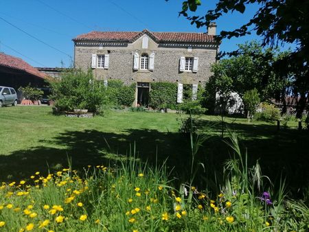 maison traditionnelle 1 étage à vendre