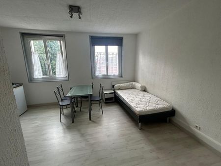 studio 1 pièce 18 m²