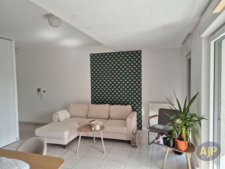 appartement 1 pièce 45 m²