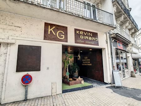 local commercial 120 m² saumur