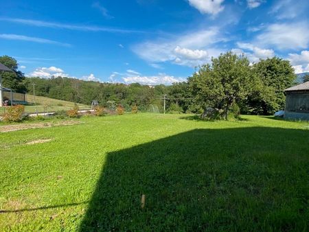 terrain de 651m2 au calme - permis en cours