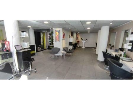 local commercial - 255m2 duplex - plein centre de chambéry