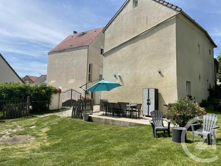 maison 6 pièces 85 m²