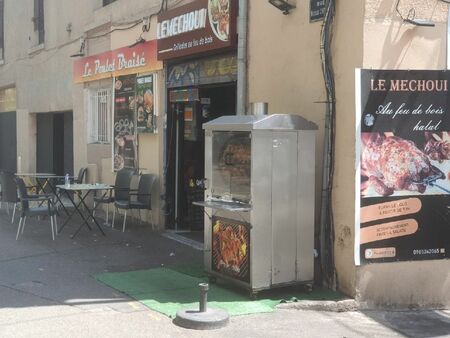 a saisir foa saisir fond de commerce restaurant/ snack ■spécialiste du poulet à la braise 