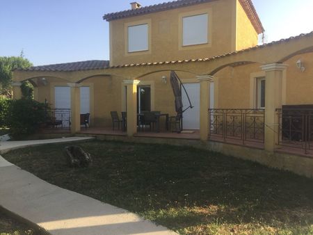 villa 170 m2 sur 1200 m2 de terrain