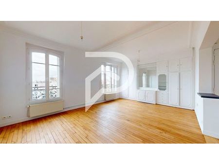 appartement 4 pièces 100 m²