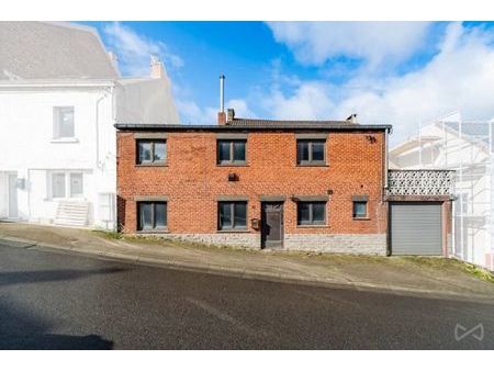 maison à rénover de 85m2 avec terrasse et garage