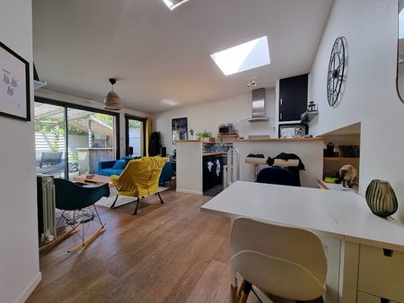 vente immeuble 8 pièces 157 m²