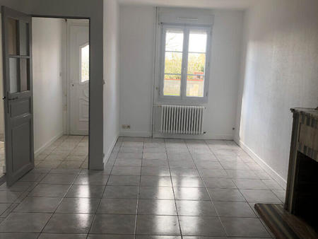 location maison à carentan-les-marais (50500) : à louer / 107m² carentan-les-marais