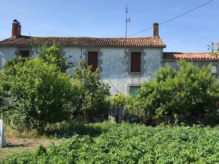 vente longère et corps de ferme à saint-aubin-le-cloud (79450) : à vendre / saint-aubin-le