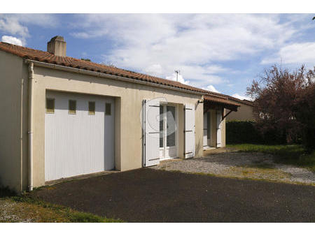 vente maison à la boissière-des-landes (85430) : à vendre / 80m² la boissière-des-landes