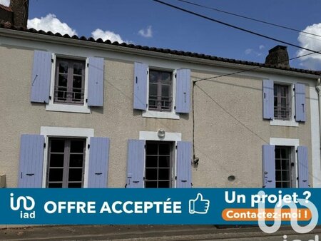 vente maison de village 4 pièces de 107 m² à foussais