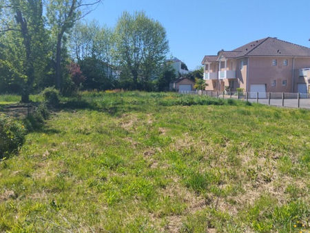 a vendre terrain constructible 1441 m² à lons | capifrance