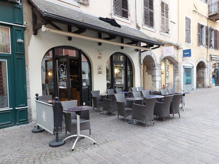 a vendre local commercial (boutiques) 97 m² à chambery | capifrance