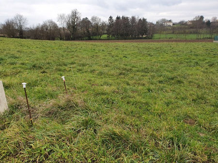 a vendre terrain constructible 1320 m² à fleurville | capifrance