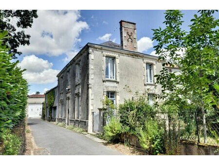 a vendre maison de caractère 131 m² à vouvant | capifrance