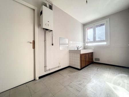 appartement à vendre - 2 pièces - 44 70 m2 - st julien les villas - 10 - champagne-ardenne