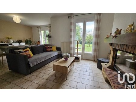 vente maison 4 pièces de 90 m² à ruffec (16700)