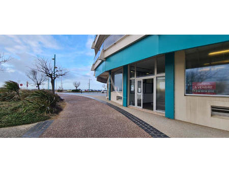 vente bureaux et commerces à saint-jean-de-monts (85160) : à vendre / 93m² saint-jean-de-m