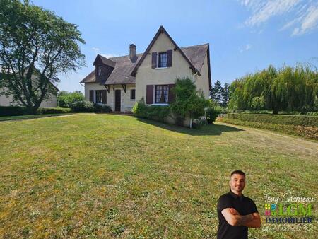 maison sur sous sol 4 chambres avec un grand terrain à montoire sur le loir