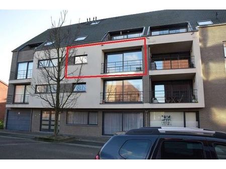 ruim appartement met garage in genk  2 slaapkamers  bouwjaar 2000  epc-waarde 98.00  energ