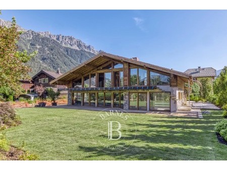 chalet de luxe à vendre dans le quartier chamonix sud-bois du bouchet