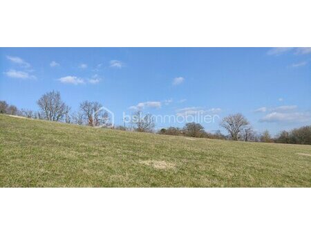 terrain de 2 751 m² à monclar-de-quercy