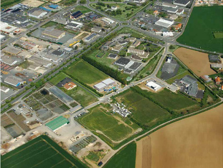 vente de terrain de 45 000 m² à surgères - 17700