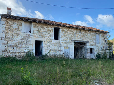 ancienne ferme avec dépendances à marcay