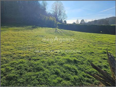 terrain constructible de 3192m2