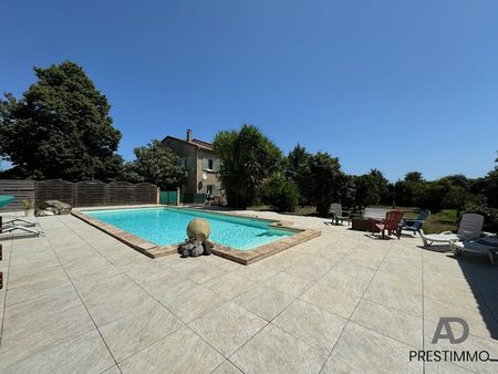 vente villa 7 pièces 195 m²