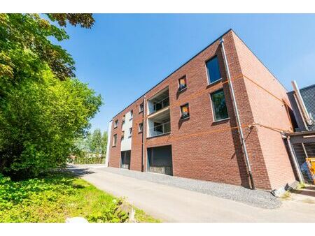 appartement 2ch avec terrasse