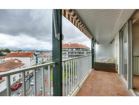 appartement saint-jean-de-luz 51.68 m² t-2 à vendre  385 033 €