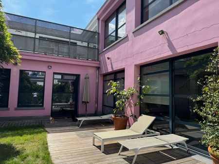 loft de 500m²avec piscine intérieure