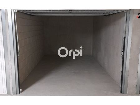 location stationnement  12 m² t- à orliénas  90 €