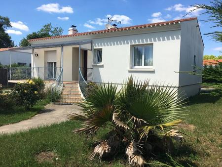 vente maison à soullans (85300) : à vendre / 80m² soullans