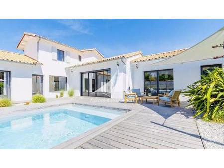 vente maison piscine à pornic (44210) : à vendre piscine / 147m² pornic