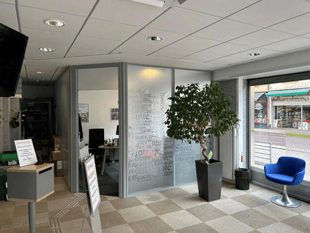 location bureaux et commerces à rouen général leclerc - c.h.u.r. (76000) : à louer / 44m² 