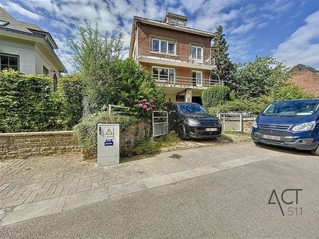 appartement 2 ch avec terrasse en bord de meuse