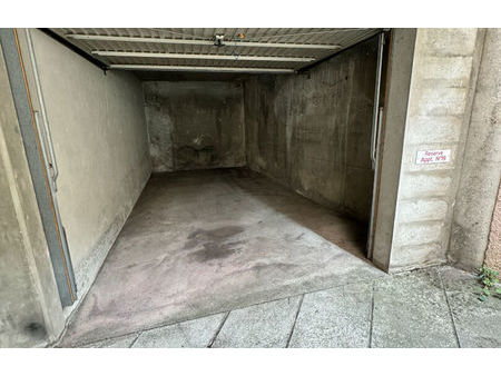 location garage 15 m² pau (64000)