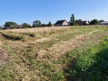 terrain à bâtir à saint-loup-de-varennes (71240)