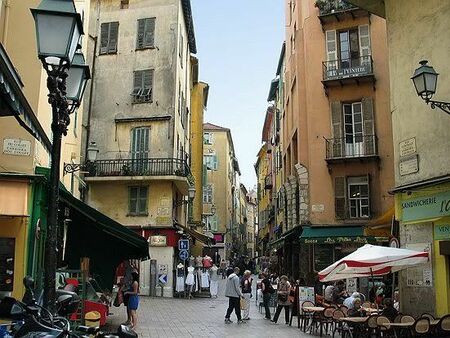 vieux nice / place centrale