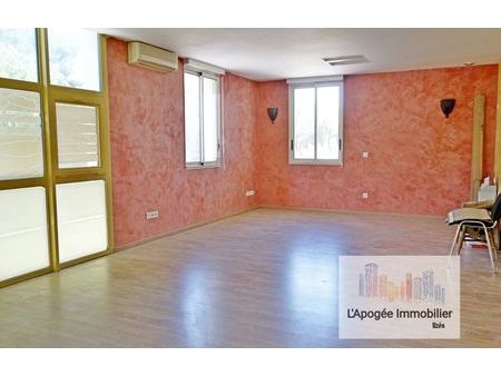 vente commerce 5 pièces 130 m² uzès (30700)