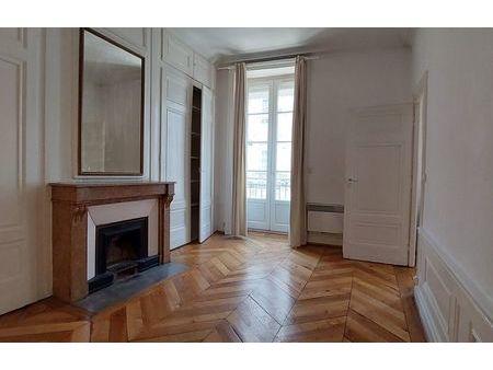 location appartement 3 pièces 77 m² lyon 2 (69002)