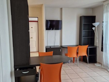 vente studio avec parking lyon 3ème part-dieu